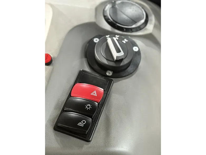 Екскаватор-навантажувач TDC BL105 | Спецтехніка фото №11