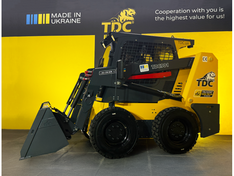 Міні навантажувач фронтальний TDC901 | Спецтехніка фото №3