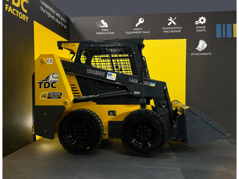 Міні навантажувач фронтальний TDC901 | Спецтехніка фото №4